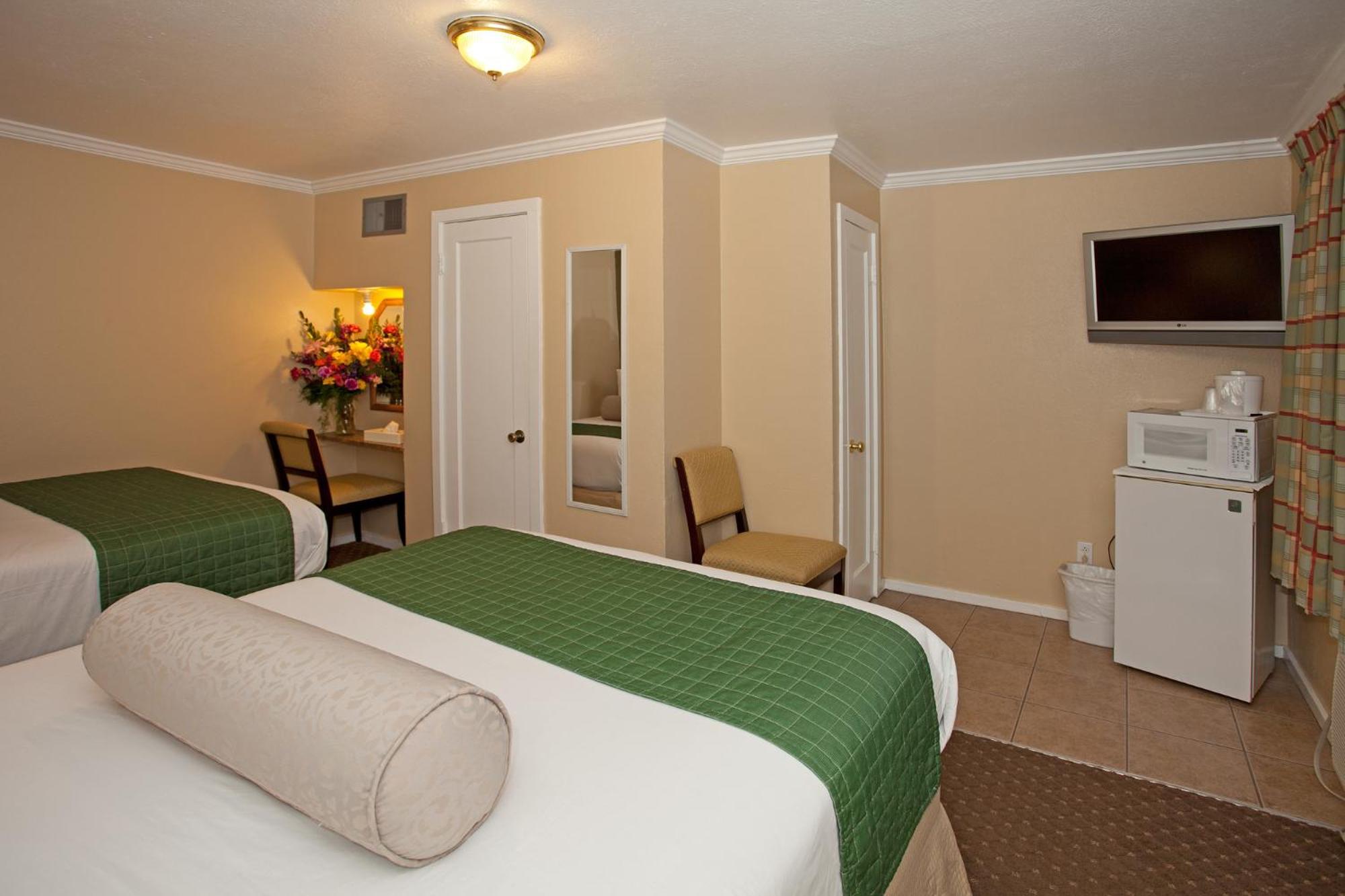 Traveler'S Inn Williams, Ca Modern Renovated Hotel Oda fotoğraf